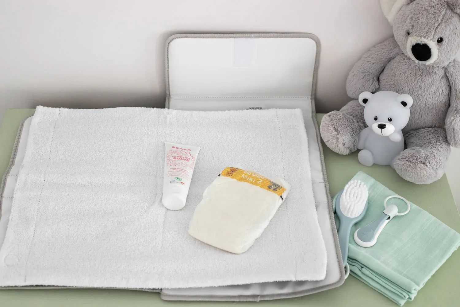 Beaba On The Go Changing Pouch