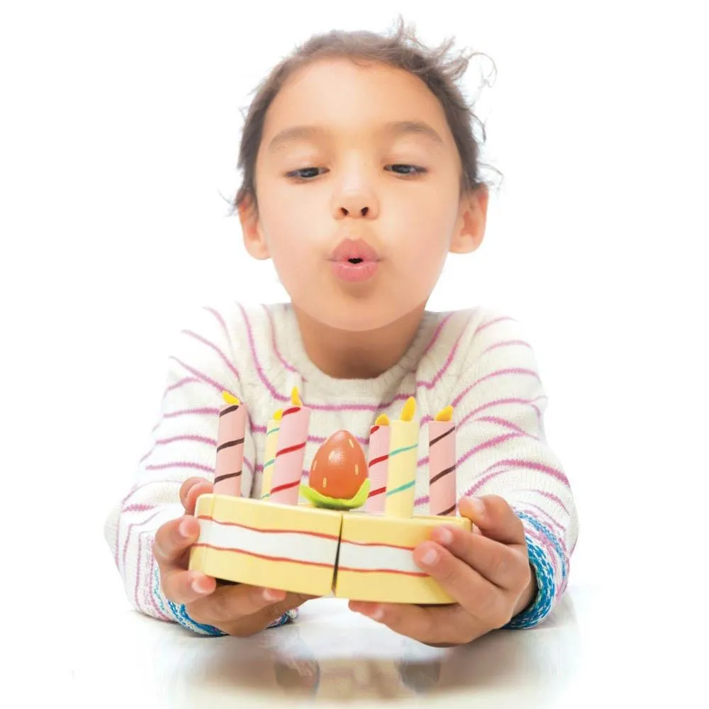Le Toy Van Honeybake vanilla wooden birthday cake
