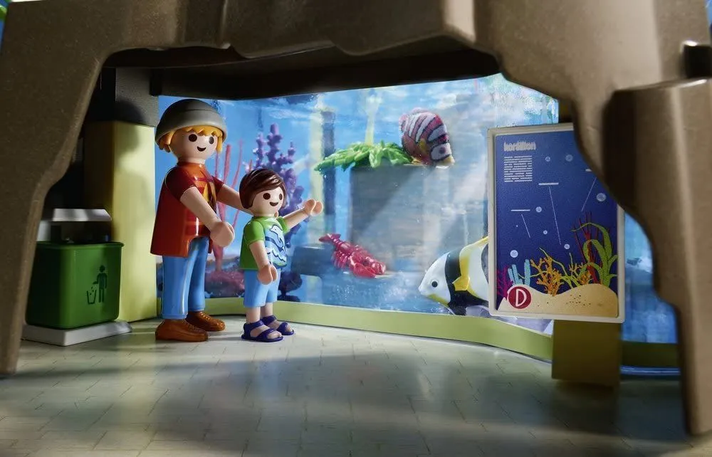 Playmobil Family Fun Aquarium Building Set