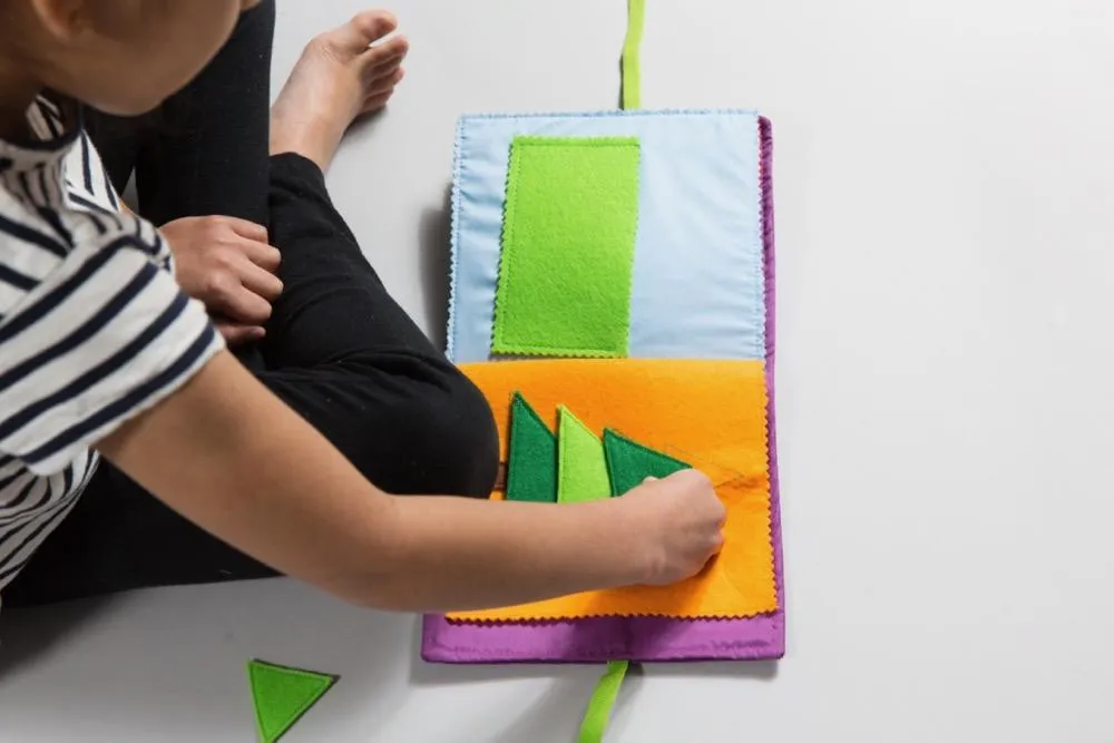 Quiet Activity Book - Montessori-Inspired Toy for Cognitive Growth