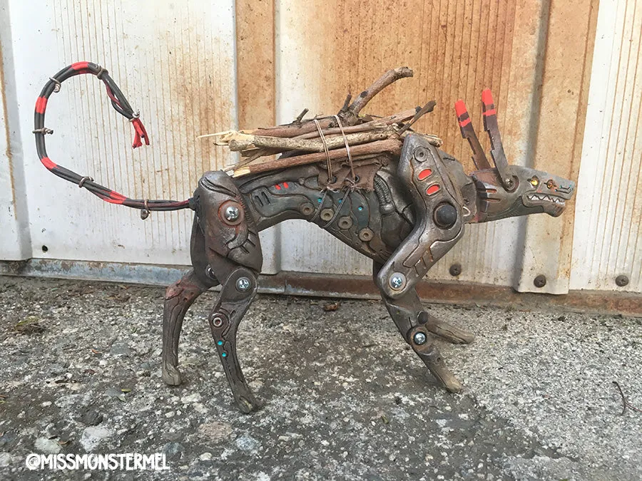 "FTCH-09" H.U.N.D UNIT ARTCULATED TOY