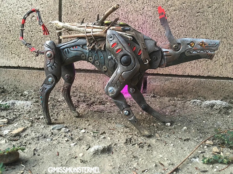 "FTCH-09" H.U.N.D UNIT ARTCULATED TOY