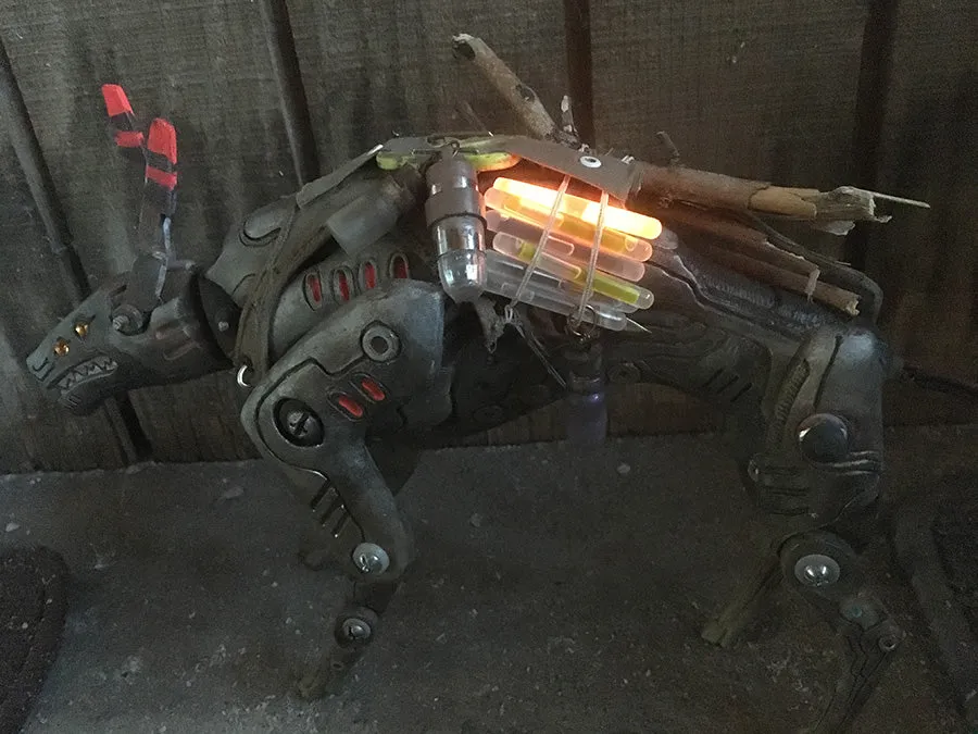 "FTCH-09" H.U.N.D UNIT ARTCULATED TOY